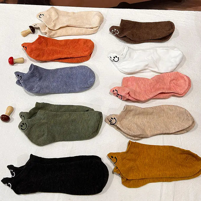 🔥 LAST DAY PROMOTION: ONLY £8.99!!⏰🔥10 Pairs Four Seasons Cartoon Embroidered Smiling Face Socks