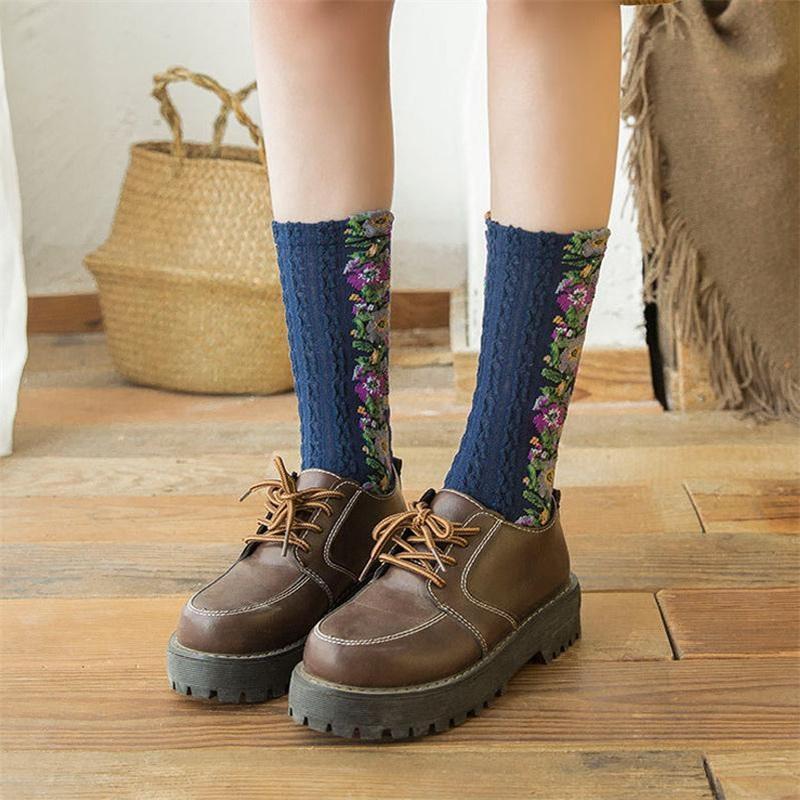 🎅Xmas Hot Sales - Free Shipping✈️Vintage Embroidered Floral Socks(5 pairs)