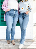 👖Hot Sale 56% Off🔥Vintage Double Button Frayed Hem Bootcut Jeans