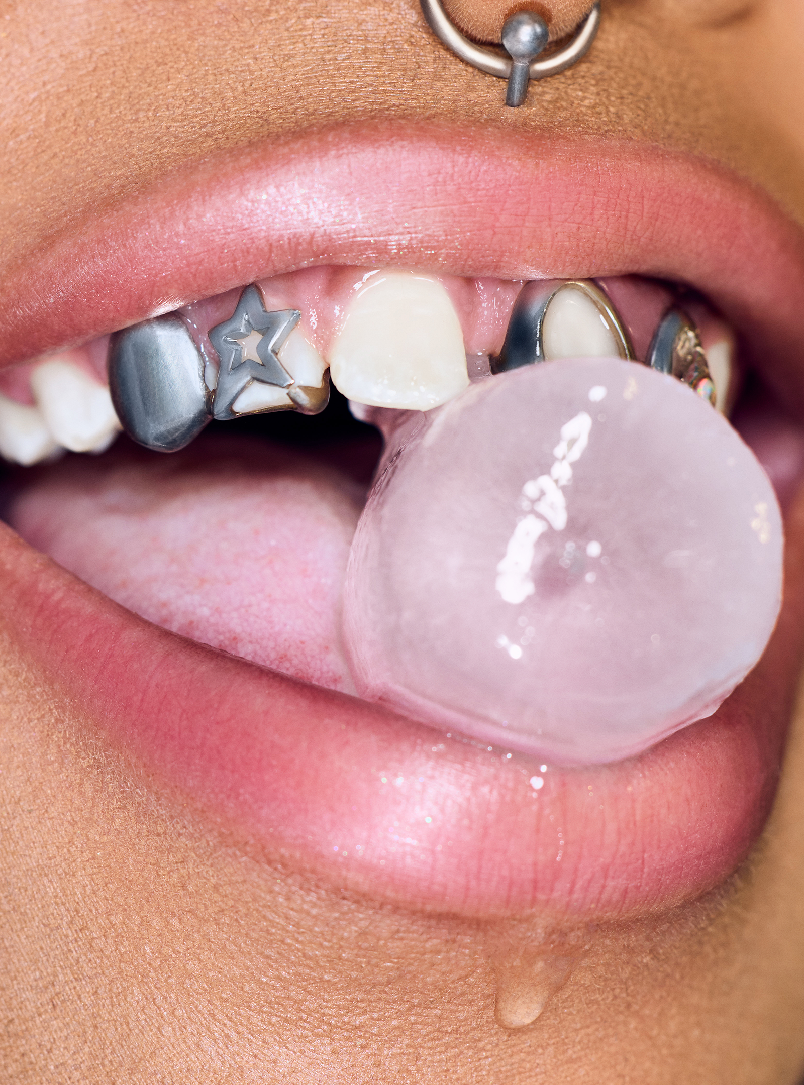 💗LAST DAY - BUY 1 GET 1 FREE💗INVISIBLE EXTREME PLUMPING LIP LINER