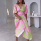 Elegant Color-Blocking V-Neck Waist-Cinching Dress